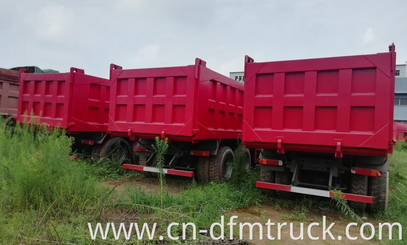 used tipper truck (1)